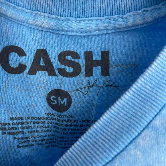 Officially Licensed Johnny Cash T-Shirt Blue Small Cotton NWOT - Picture 4 of 7